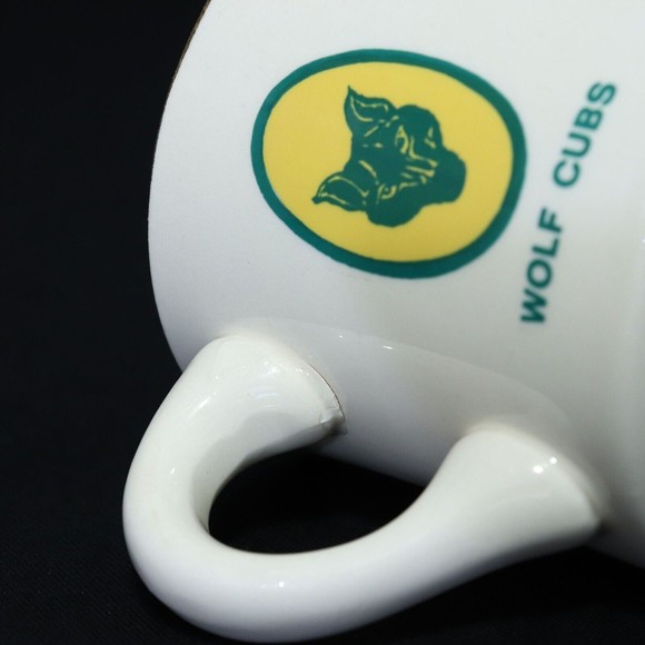 Boy Scouts of Canada VTG BSA BSC Ceramic Mug Wolf Cubs, Venturers, Rovers, Cup - Picture 7 of 7